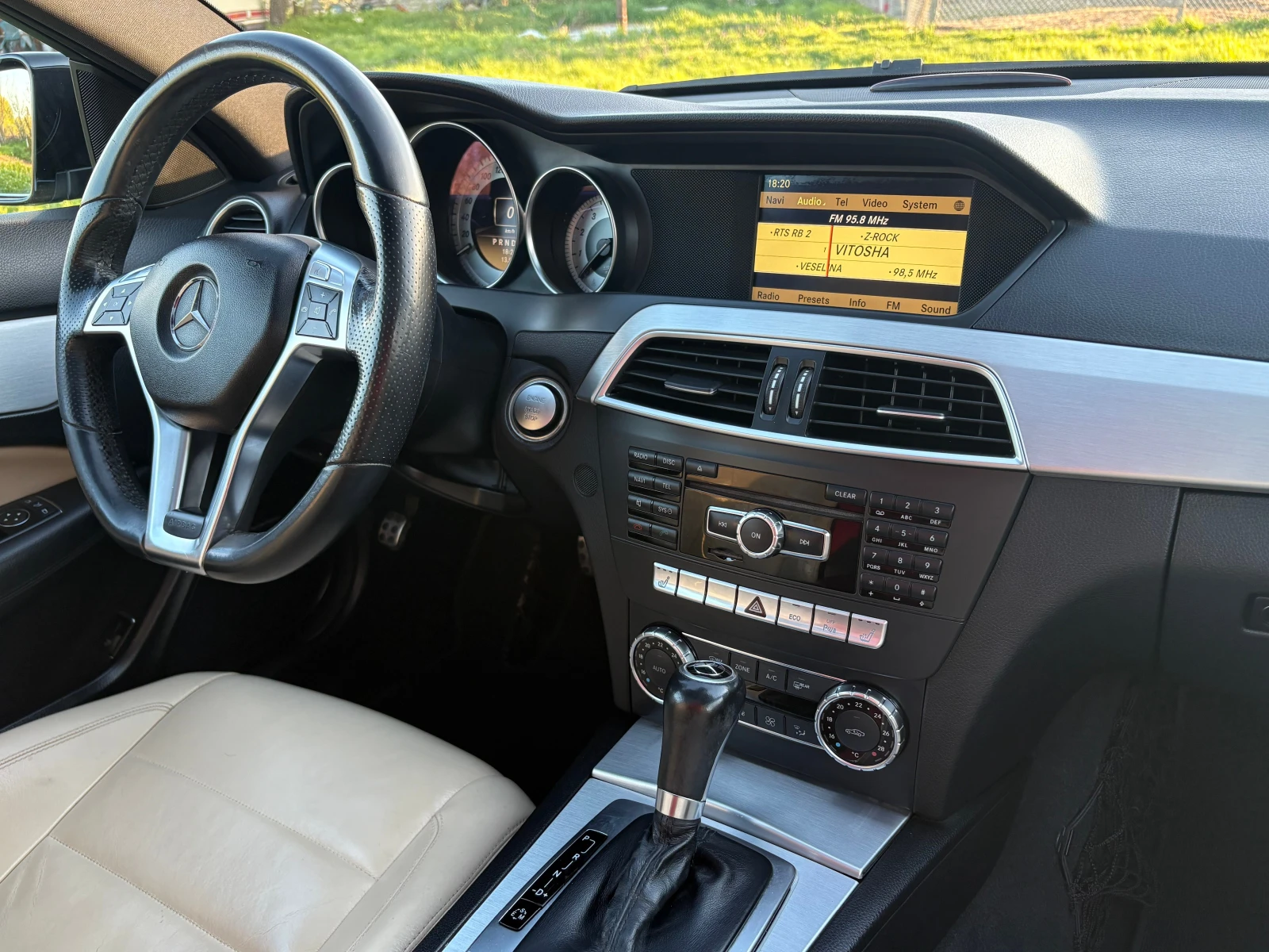 Mercedes-Benz C 180 AMG Vision, снимка 13 - Автомобили и джипове - 55025249