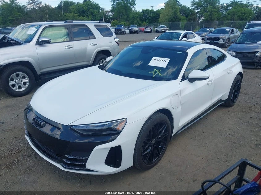 Audi E-Tron GT Premium Plus Quattro, снимка 2 - Автомобили и джипове - 55140021