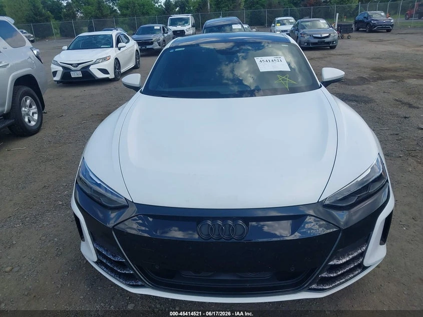 Audi E-Tron GT Premium Plus Quattro, снимка 12 - Автомобили и джипове - 55140021