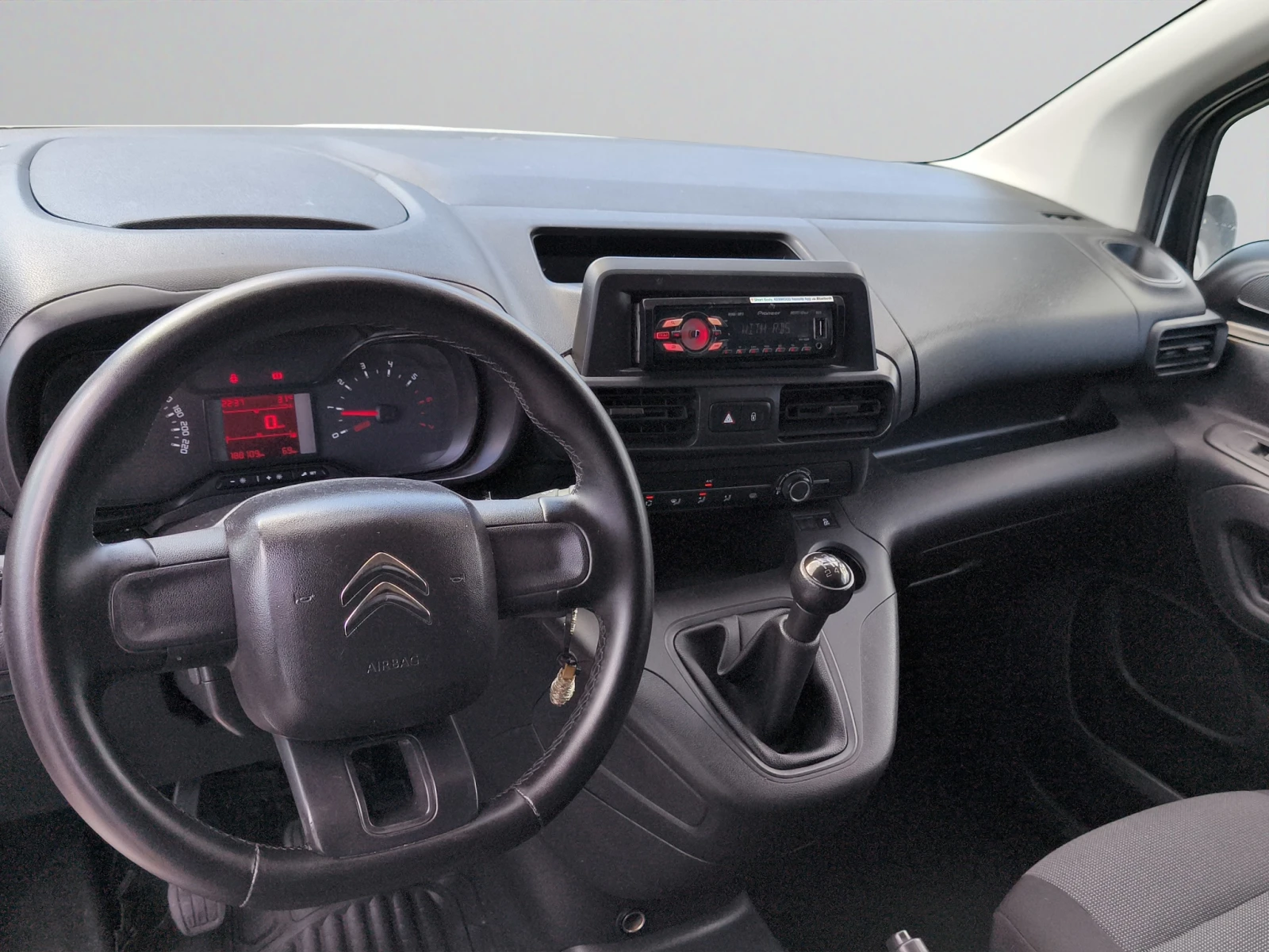 Citroen Berlingo  VAN XL 950 Control 1.5 BlueHDI 102  E6//2003R04, снимка 9 - Автомобили и джипове - 55204638