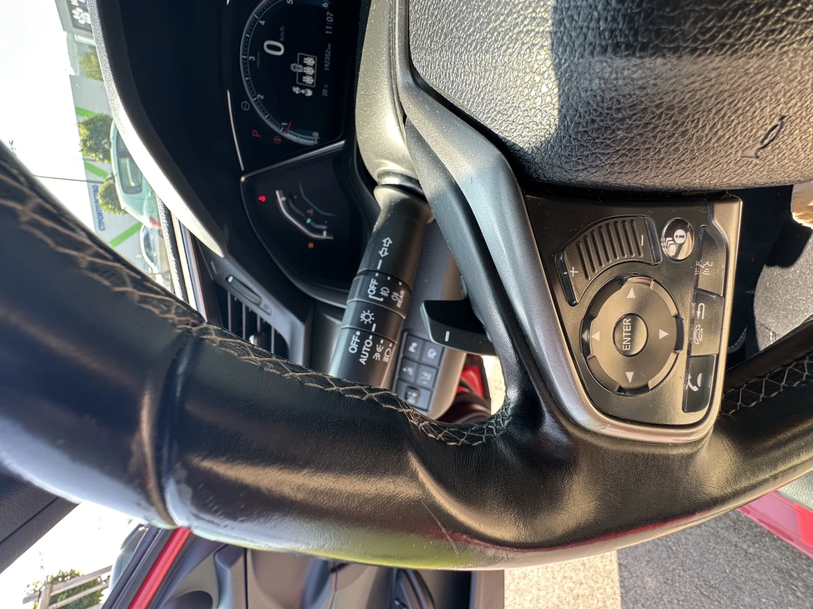 Honda Civic 1.6 I-Dtec/Автоматик/Камера/CarPlay, снимка 13 - Автомобили и джипове - 55666401
