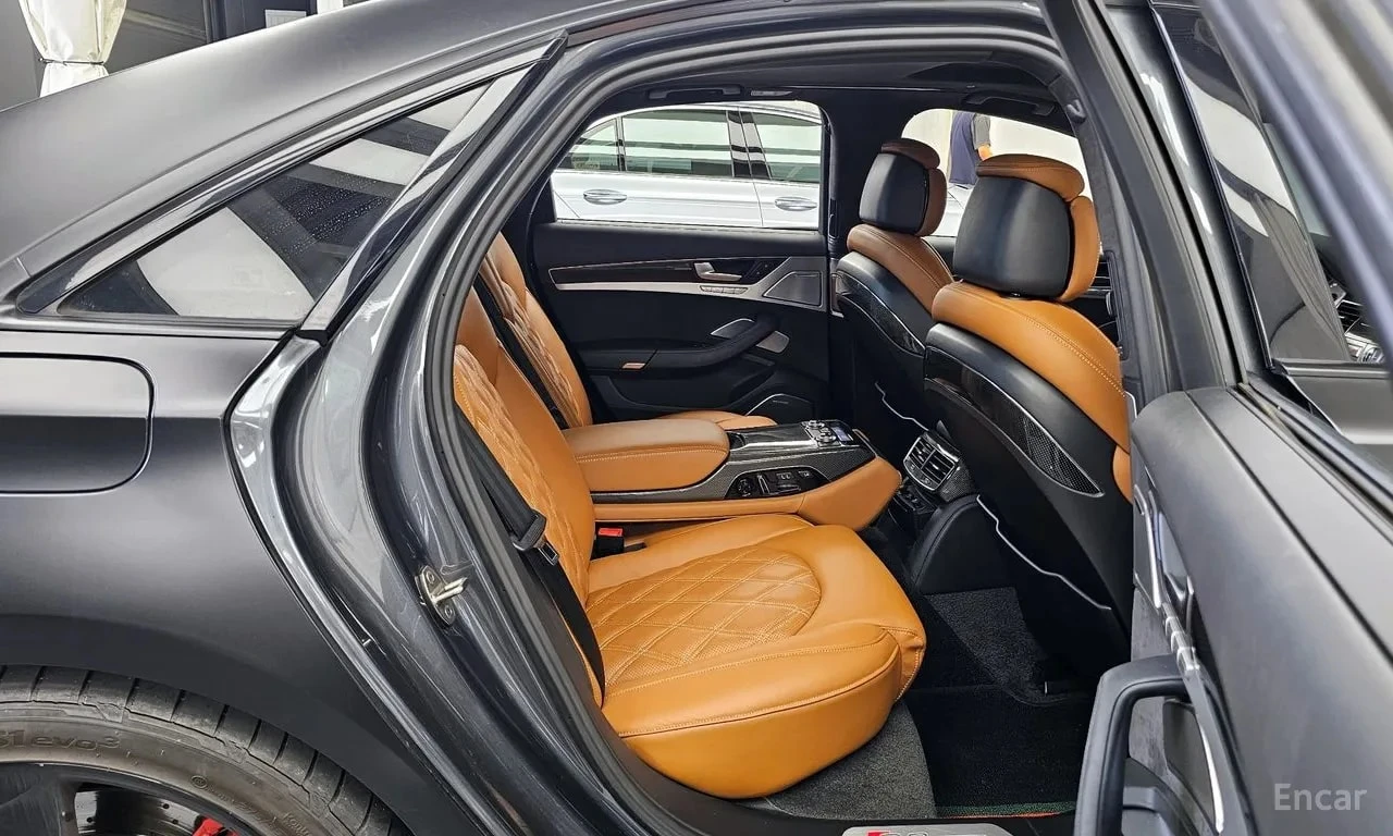 Audi S8 * 4.0 TFSI quattro * ЦЕНА ДО БГ, снимка 12 - Автомобили и джипове - 55823891