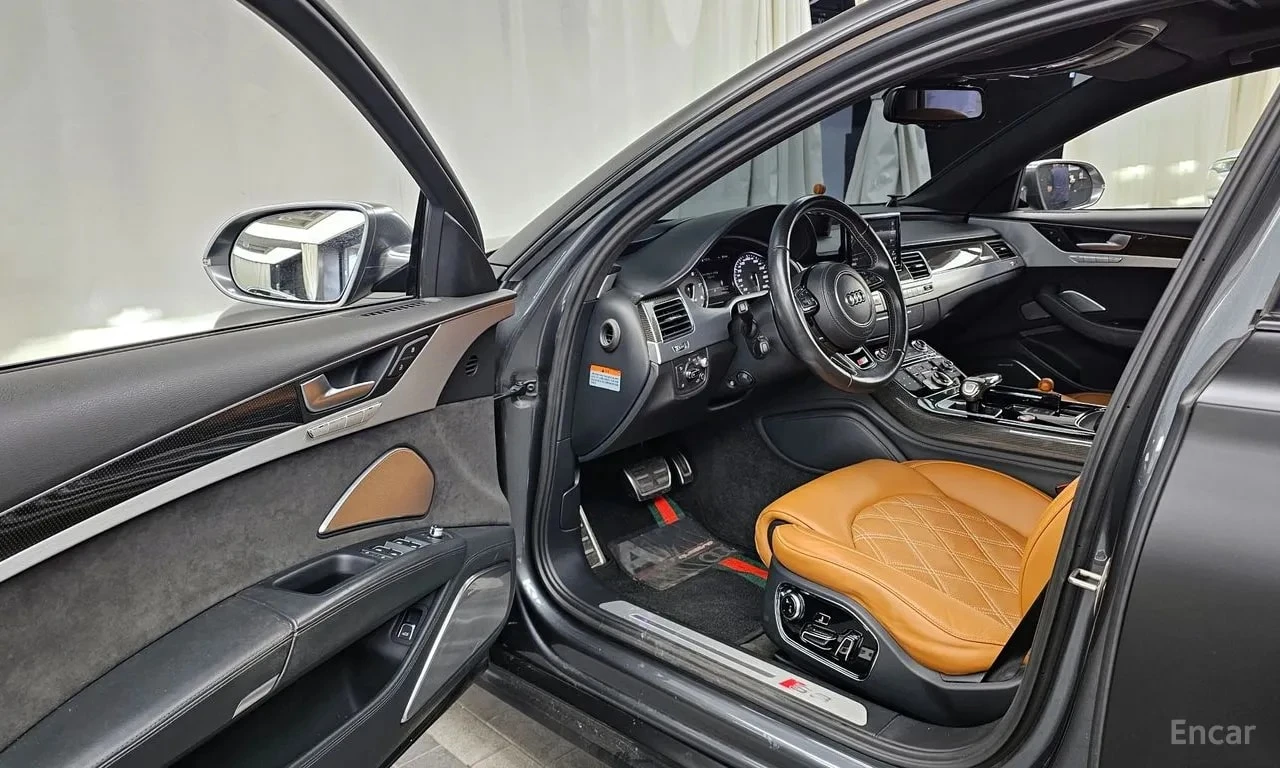Audi S8 * 4.0 TFSI quattro * ЦЕНА ДО БГ, снимка 10 - Автомобили и джипове - 55823891