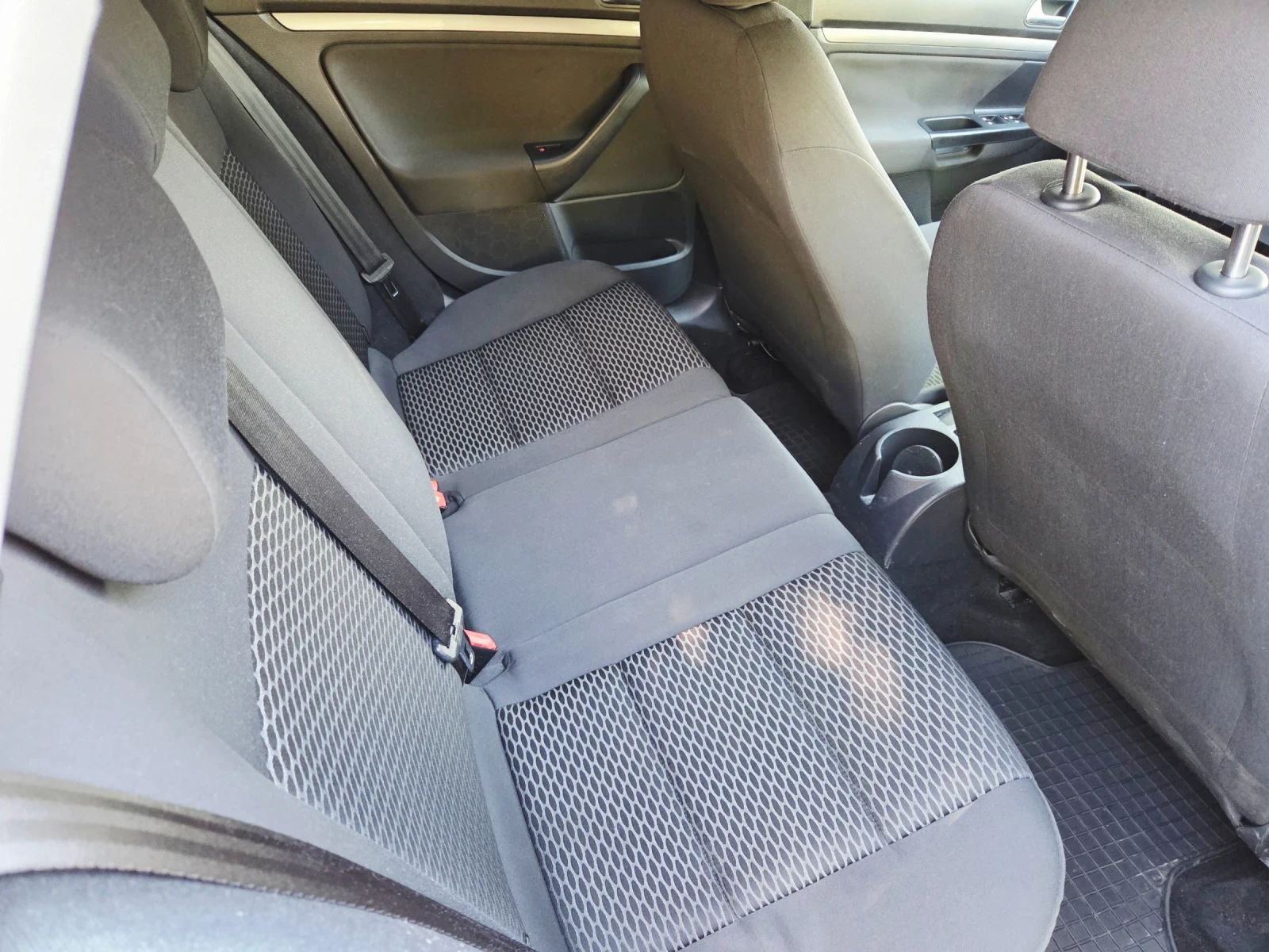 VW Golf 1, 600TDI EURO5, снимка 10 - Автомобили и джипове - 56352678