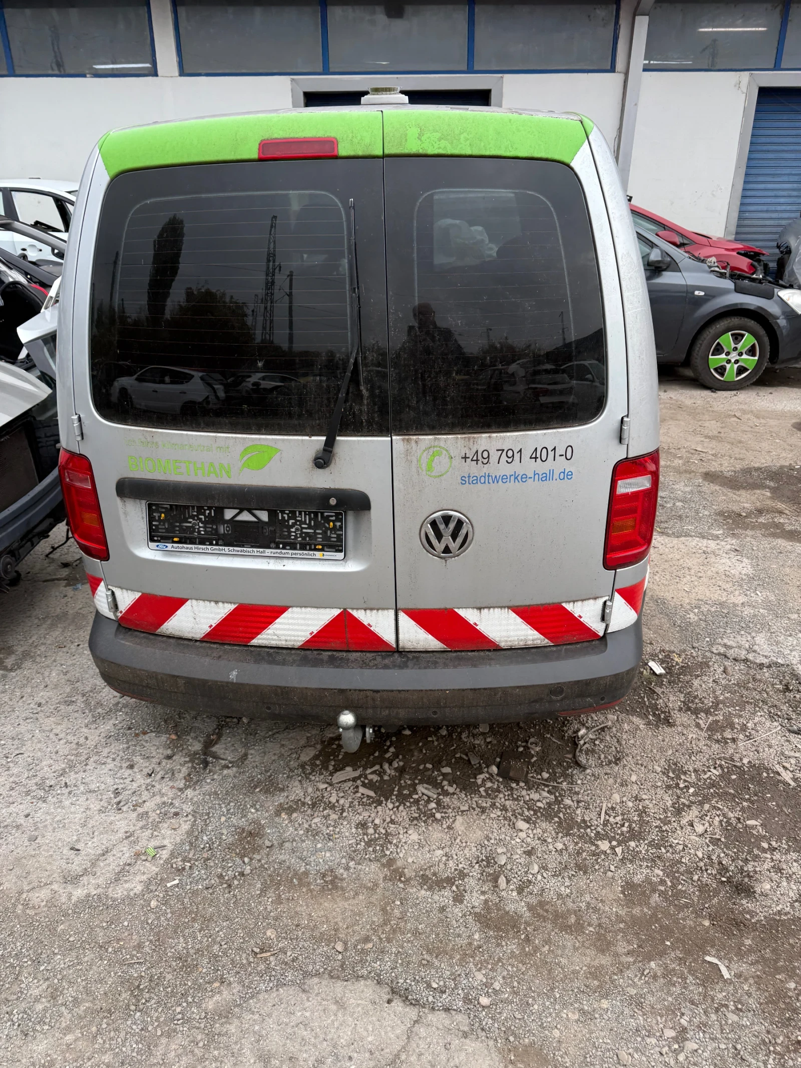 VW Caddy, снимка 6 - Автомобили и джипове - 56651552