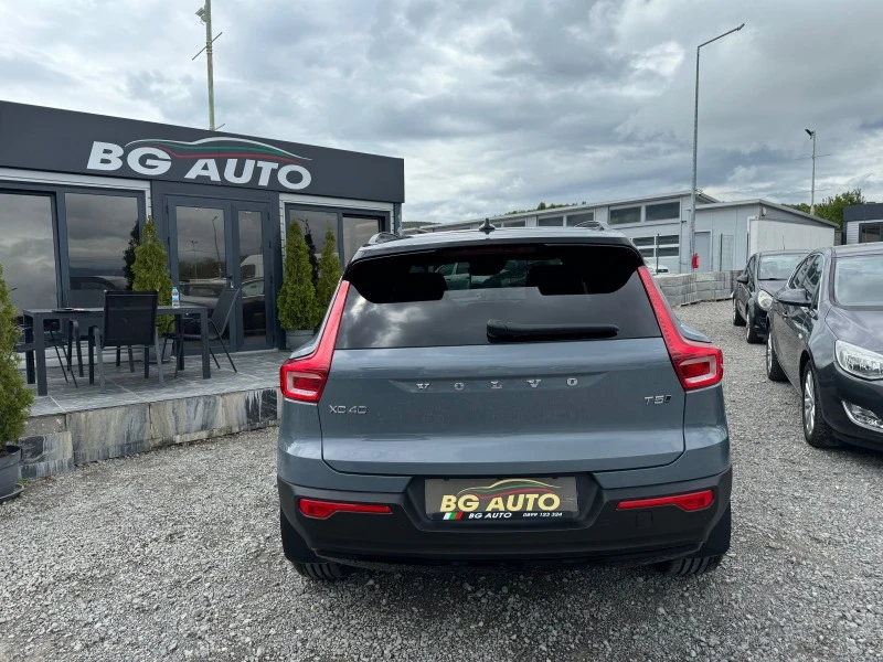 Volvo XC40 * ЛИЗИНГ* УНИКАТ* 4x4* R DESIGN* ПАНОРАМА* ПОДГРЕВ, снимка 5 - Автомобили и джипове - 46356023