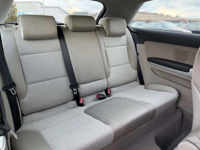 Audi A3 * 1.6-90* LED* FACELIFT* EURO 5* АВТОПИЛОТ* ИТАЛИЯ, снимка 10 - Автомобили и джипове - 46356023