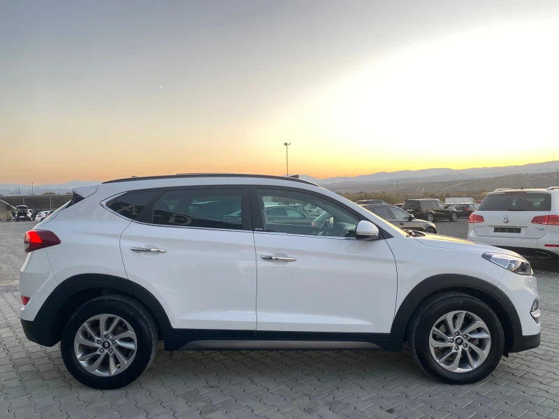 Hyundai Tucson 1.7crdi, снимка 4 - Автомобили и джипове - 47857137