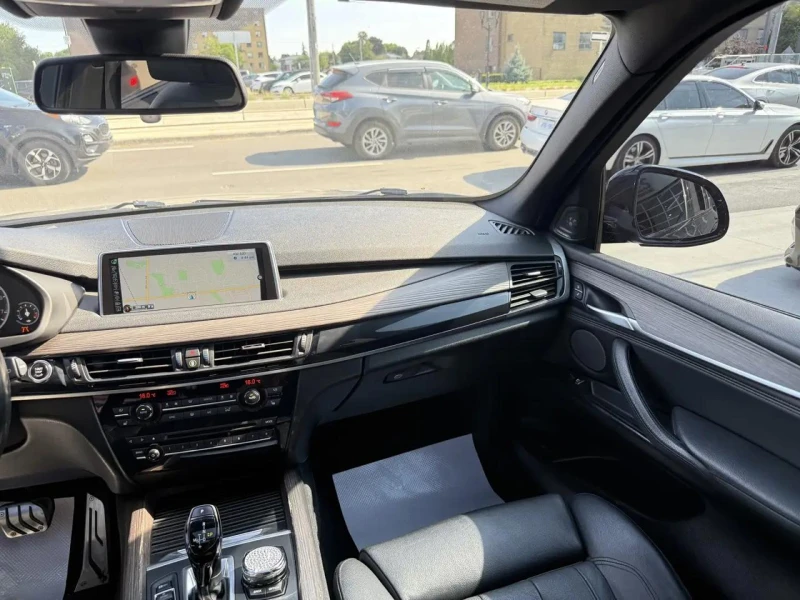 BMW X5 M Packet* Head up* Ambient* Harman Kardon* Pano* , снимка 7 - Автомобили и джипове - 52317957