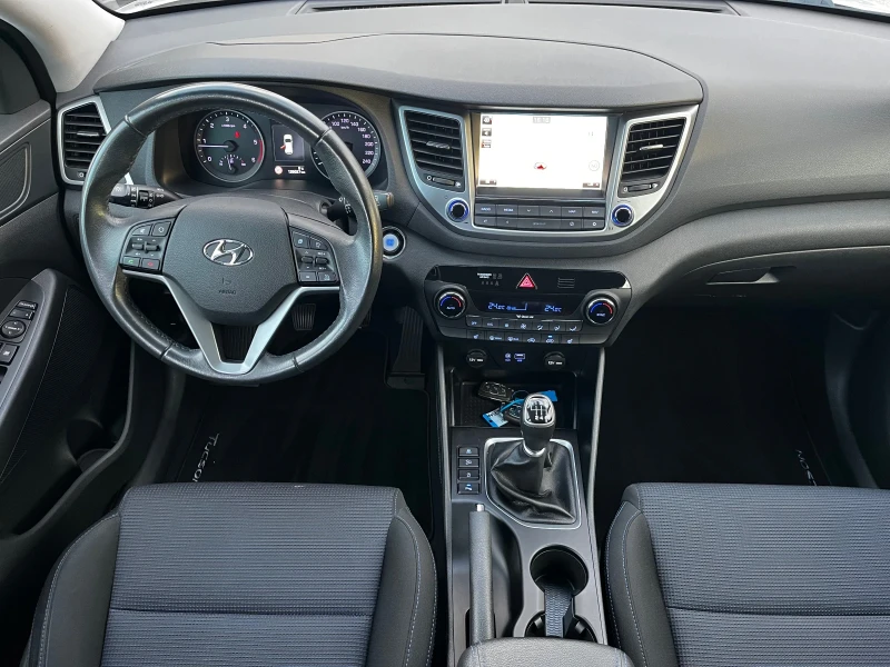 Hyundai Tucson 1.7Crdi / Xpossible / 135.000km, снимка 8 - Автомобили и джипове - 52695223
