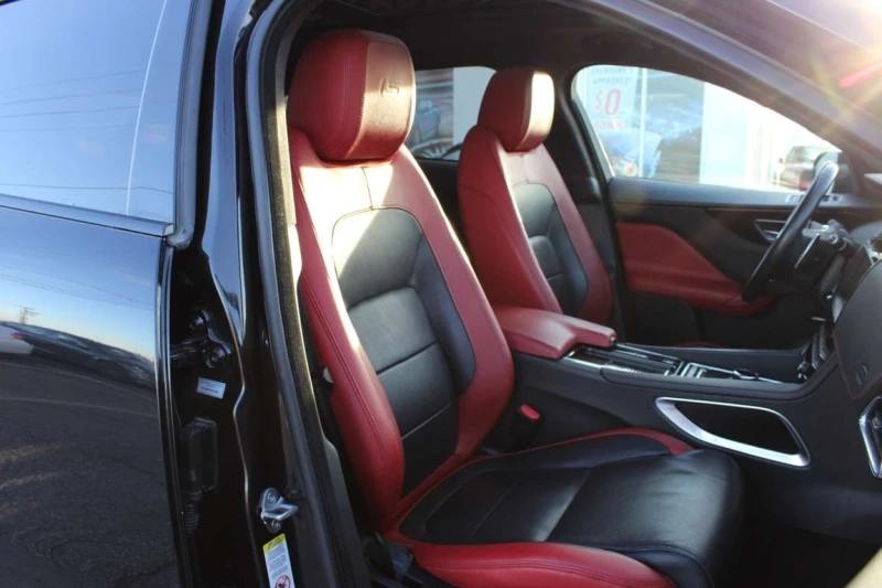Jaguar F-PACE  S | No Accident | Red Interior | , снимка 15 - Автомобили и джипове - 53354896