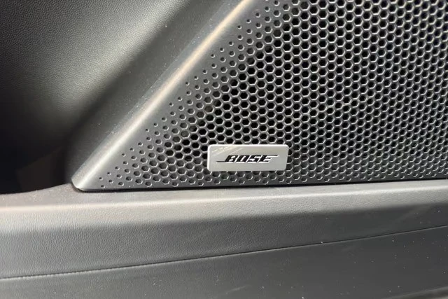 Porsche Cayenne TURBO ELECTRIC * NEW 2026* ACTIVE-RIDE SPORT-DESIG, снимка 14 - Автомобили и джипове - 55905860