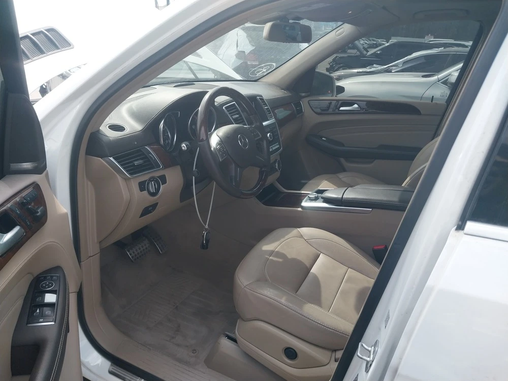 Mercedes-Benz ML 400  - изображение 9