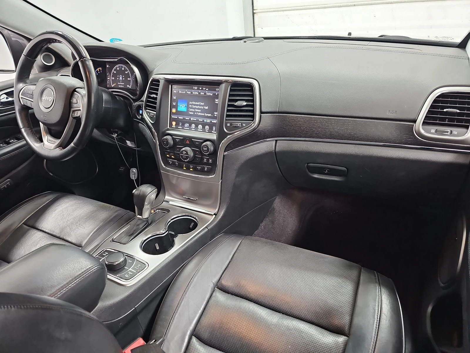Jeep Grand cherokee ТОП СЪСТОЯНИЕ* SUMMIT* FULL* 5.7 HEMI* 8ZF* 4Х4*  - изображение 3