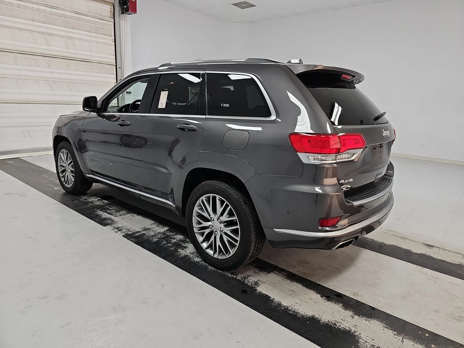 Jeep Grand cherokee ТОП СЪСТОЯНИЕ* SUMMIT* FULL* 5.7 HEMI* 8ZF* 4Х4*  - изображение 2