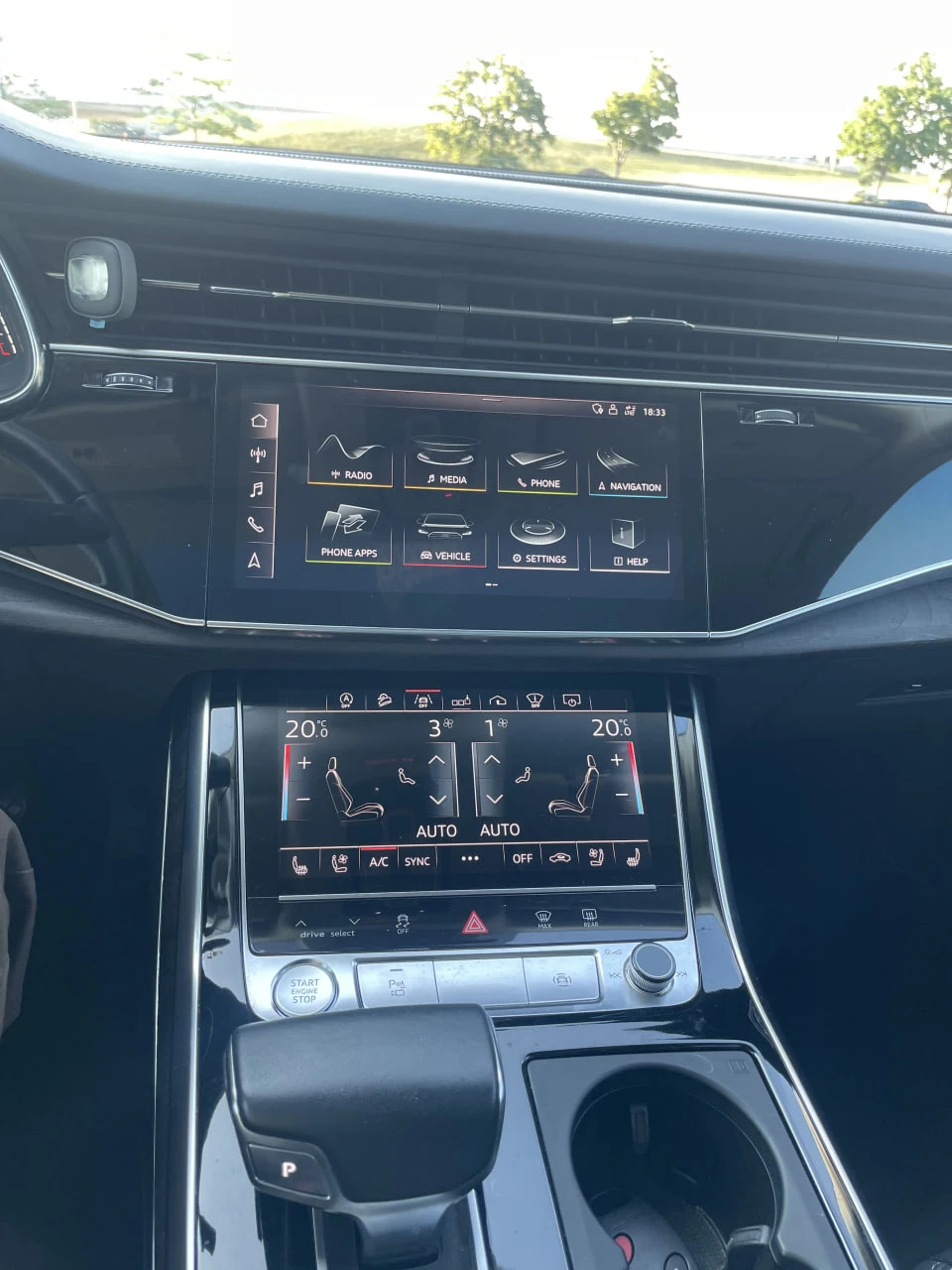 Audi Q8 * CARFAX * АВТО КРЕДИТ * ЦЕНА ДО БГ! - изображение 7