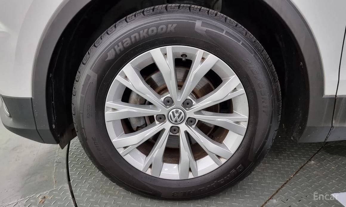 VW Tiguan  - изображение 5