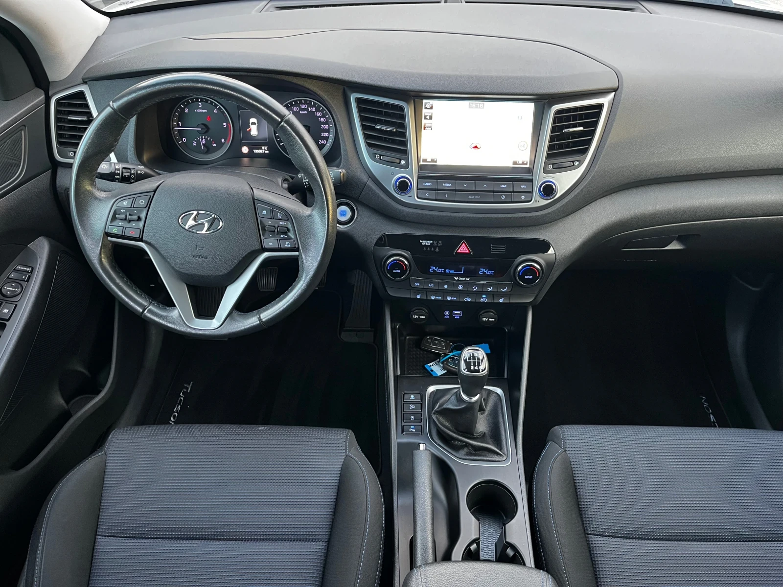 Hyundai Tucson 1.7Crdi / Xpossible / 135.000km - изображение 8