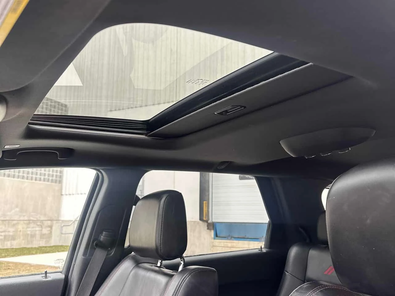 Dodge Durango  R/T AWD /CAMERA/PANO, снимка 17 - Автомобили и джипове - 54053790