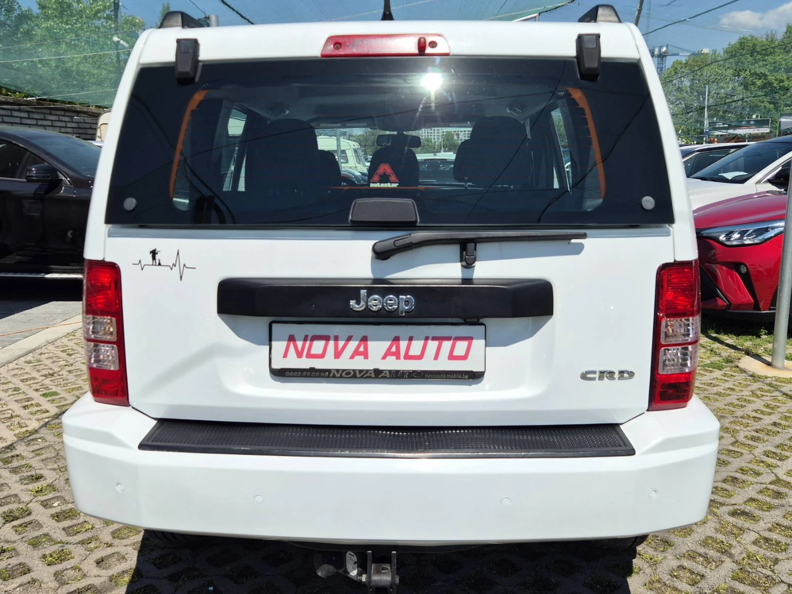 Jeep Cherokee 2.8CRDI-AUTOMATIC-4X4, снимка 3 - Автомобили и джипове - 54433988