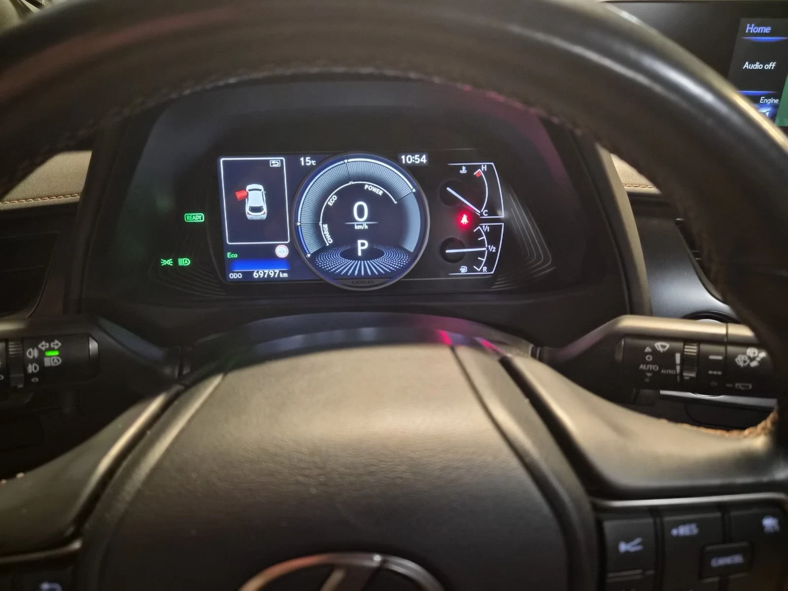 Lexus UX 250h, снимка 11 - Автомобили и джипове - 54483103