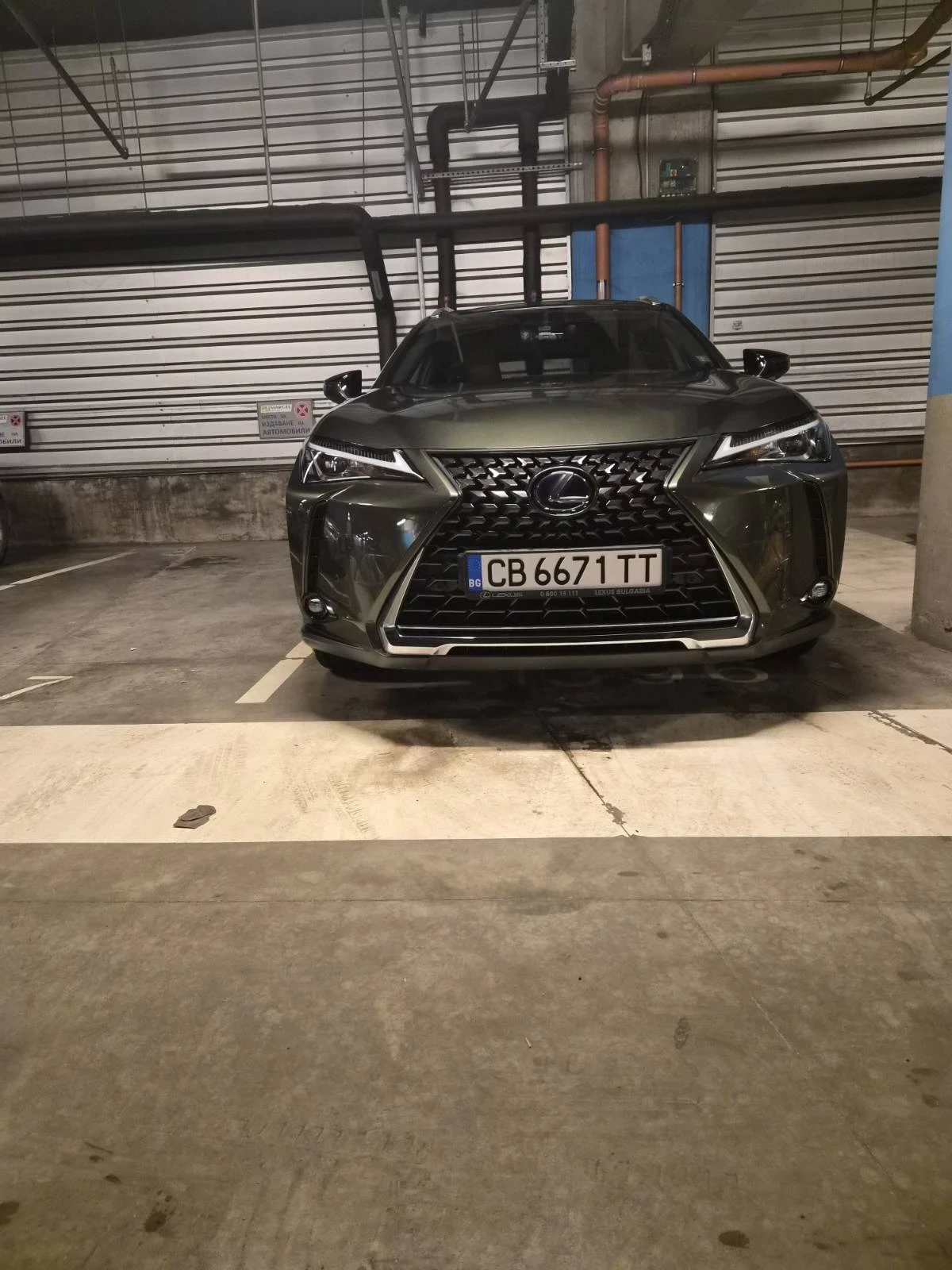 Lexus UX 250h, снимка 3 - Автомобили и джипове - 54483103