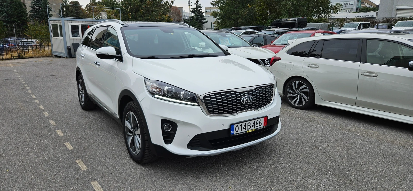 Kia Sorento 2.2 CRDi AWD Feel Rebel AT8, снимка 3 - Автомобили и джипове - 55840887