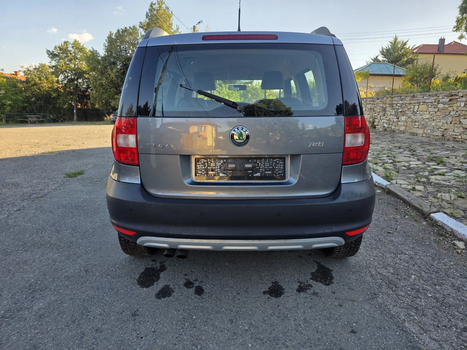 Skoda Yeti 2.0tdi 4?4 koja, снимка 7 - Автомобили и джипове - 56329128