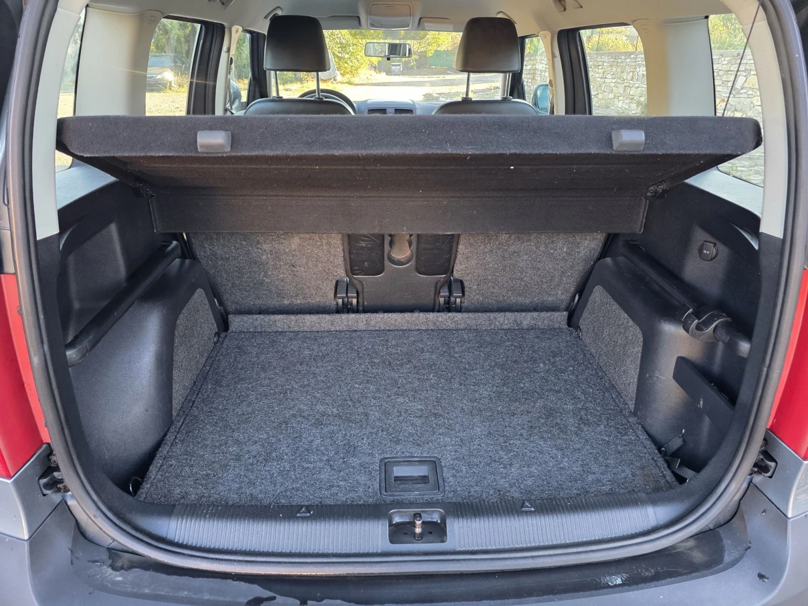 Skoda Yeti 2.0tdi 4?4 koja, снимка 11 - Автомобили и джипове - 56329128