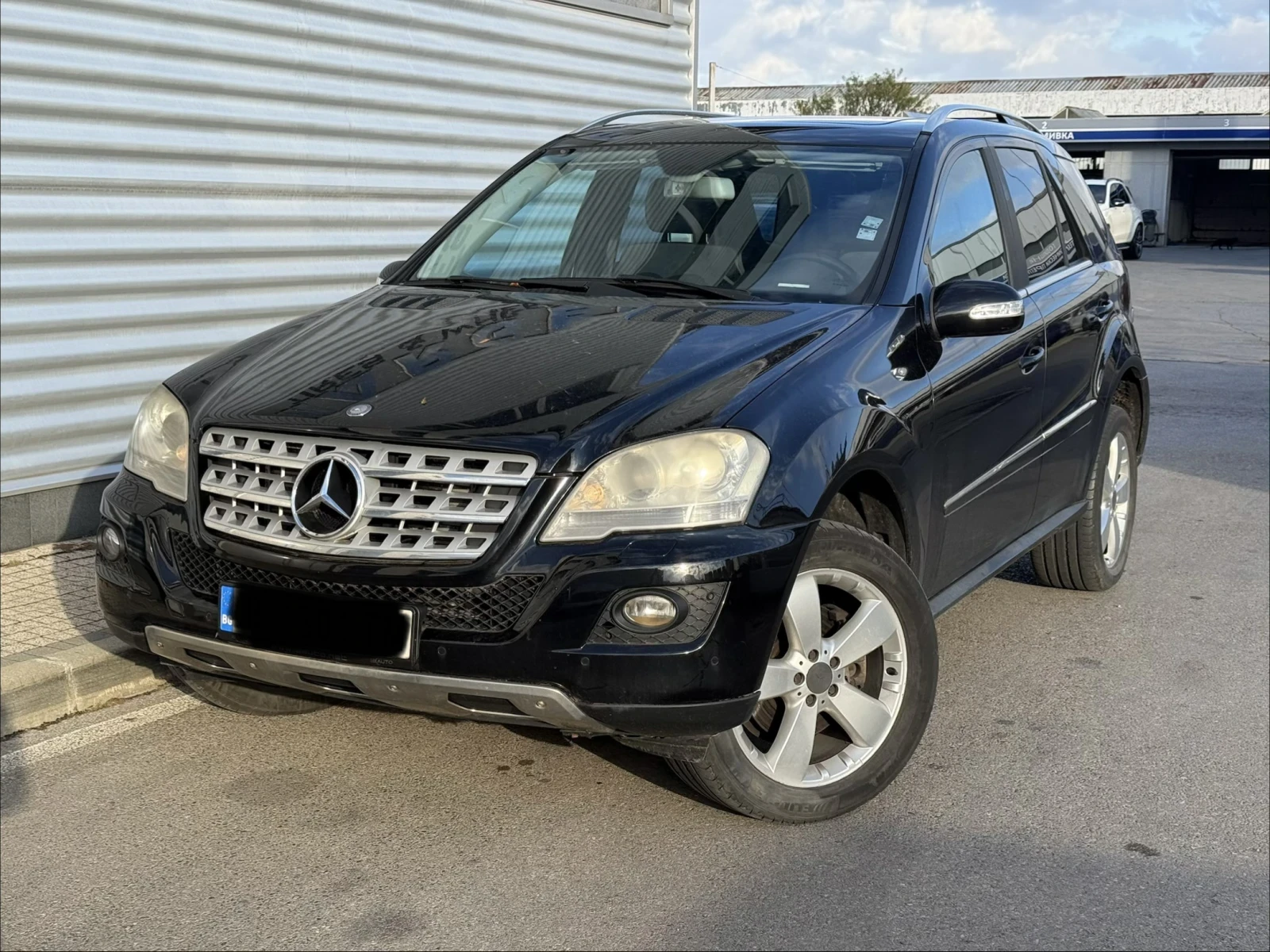 Mercedes-Benz ML 320 4Matic+ BiXenon+ Кожа-Алкантара+ Шибидах+ Подгрев