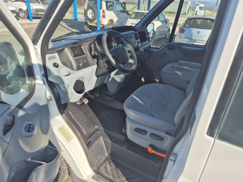 Ford Transit 2.2, снимка 13 - Бусове и автобуси - 48283852