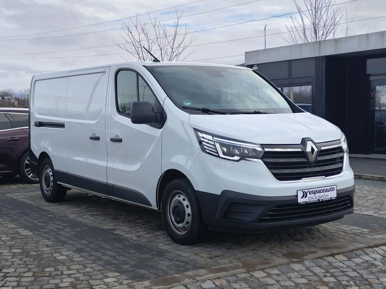 Renault Trafic 2.0dCi L2H1 - изображение 3