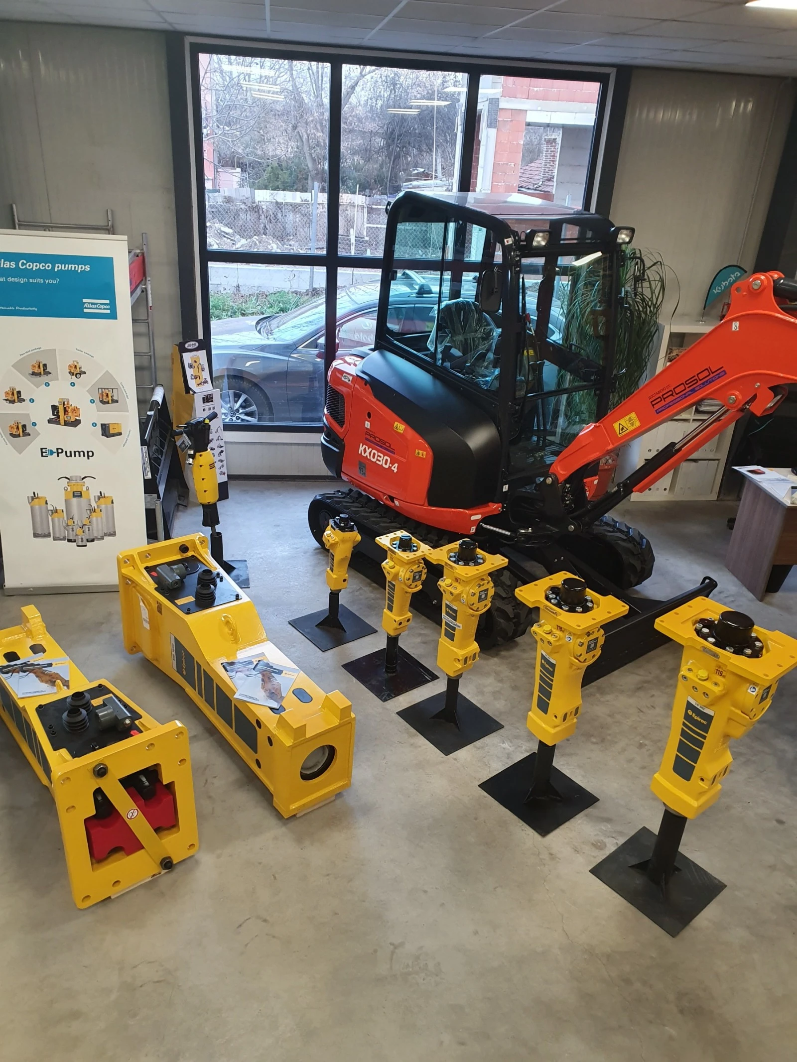 Допълнително оборудване Хидравличен чук Epiroc / Atlas Copco, снимка 1