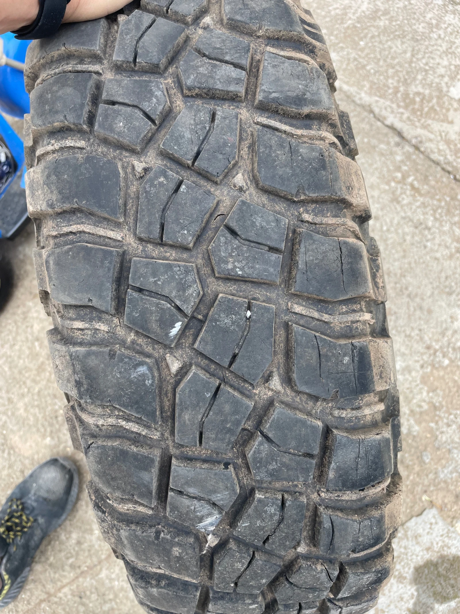 ���� � ������ 235/85R16 | Mobile.bg � ����������� 3