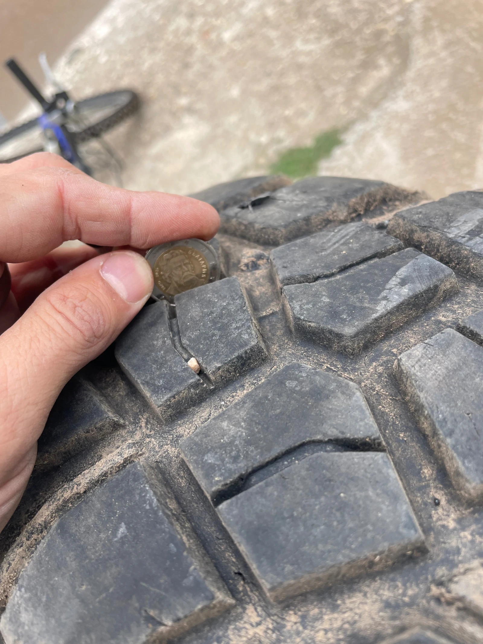 ���� � ������ 235/85R16 | Mobile.bg � ����������� 4