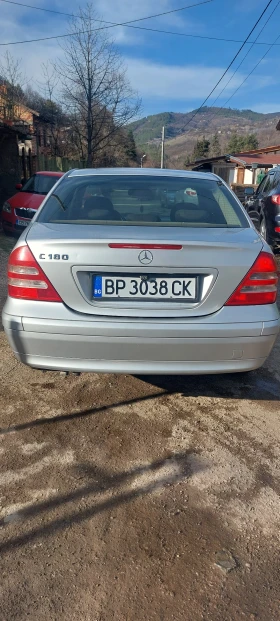 Mercedes-Benz C 180 W203, снимка 4