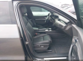 Audi E-Tron Premium Plus, снимка 5