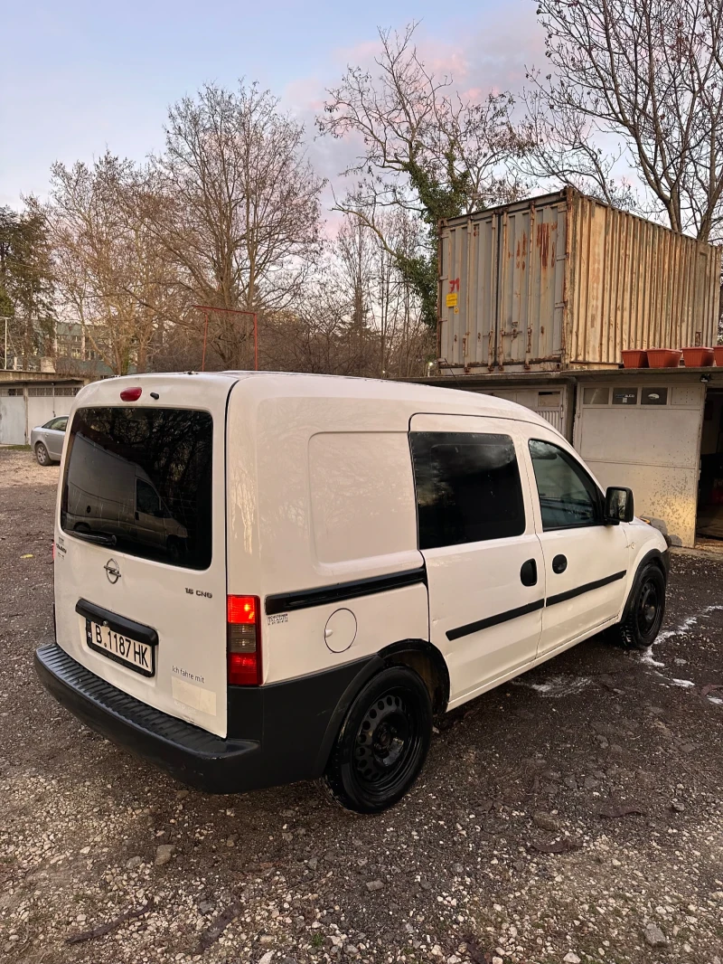 Opel Combo 1.6 метан, снимка 4 - Автомобили и джипове - 48369397