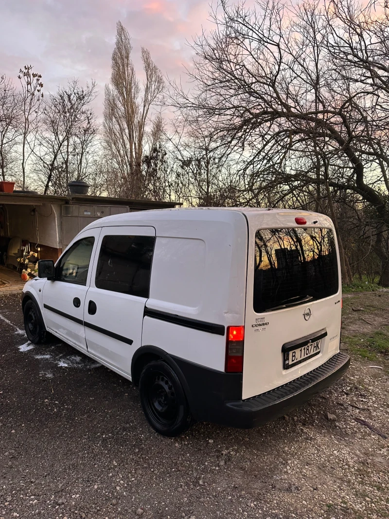 Opel Combo 1.6 метан, снимка 5 - Автомобили и джипове - 48369397