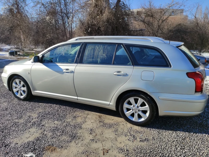 Toyota Avensis D4d 6ск., снимка 5 - Автомобили и джипове - 48554746