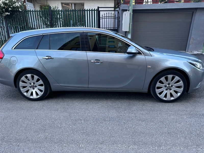 Opel Insignia, снимка 12 - Автомобили и джипове - 48634629