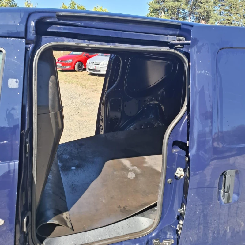 Dacia Dokker 1.6 ГАЗ Sce ambiance , снимка 7 - Автомобили и джипове - 52473334