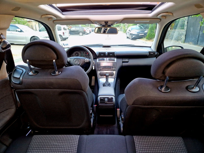Mercedes-Benz C 220 W203 Sport Cupe, снимка 9 - Автомобили и джипове - 52349224