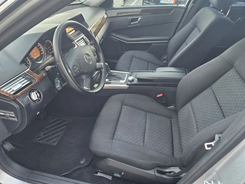 Mercedes-Benz E 220 CDI BlueEfficiency Standard, снимка 10 - Автомобили и джипове - 52416208