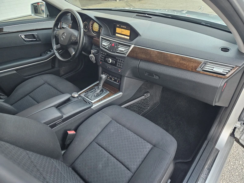 Mercedes-Benz E 220 CDI BlueEfficiency Standard, снимка 14 - Автомобили и джипове - 52416208