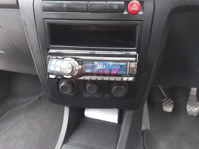 Seat Ibiza 1.2, снимка 7 - Автомобили и джипове - 52923281