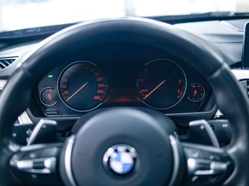 BMW 330 xDrive* Gran Coupe* AWD* АвтоКредит* (ЦЕНА ДО БГ), снимка 15 - Автомобили и джипове - 53191754