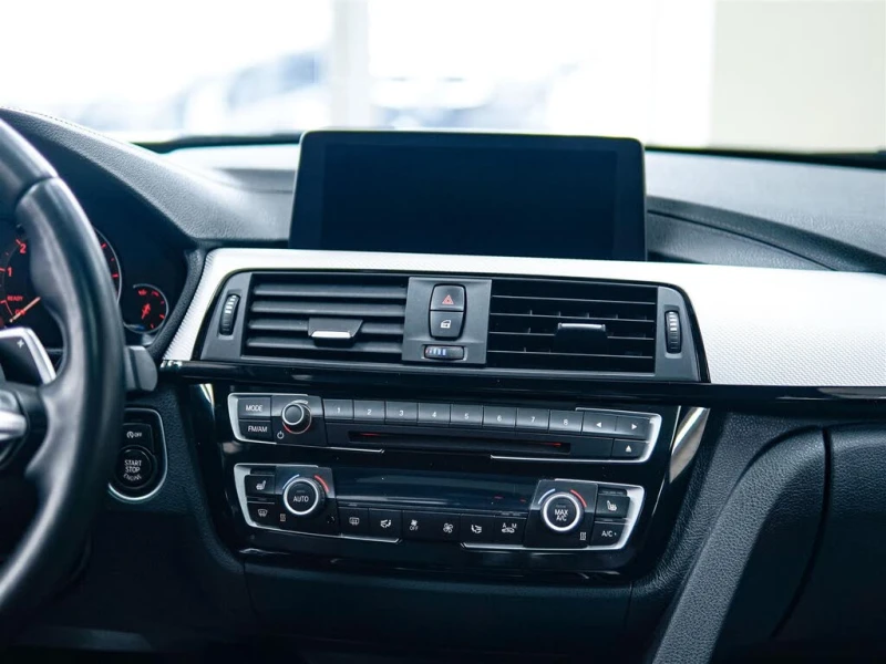 BMW 330 xDrive* Gran Coupe* AWD* АвтоКредит* (ЦЕНА ДО БГ), снимка 14 - Автомобили и джипове - 53191754