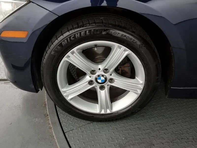 BMW 320 xDrive - изображение 5