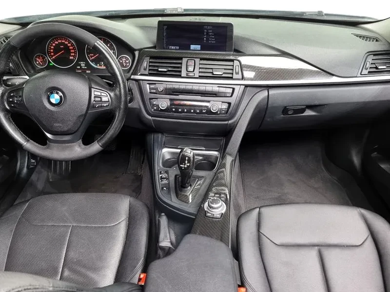 BMW 320 xDrive - изображение 7